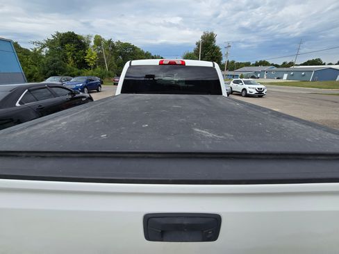 Used 2014 GMC Sierra 1500 SLT w/ All-Terrain Package image 5