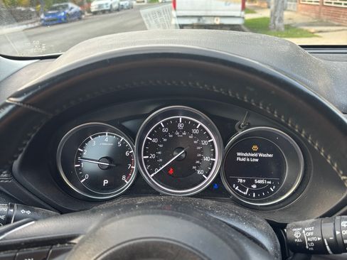 Used 2019 MAZDA CX-5 Touring image 10