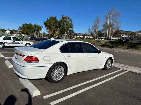 Used 2004 BMW 745Li image 6