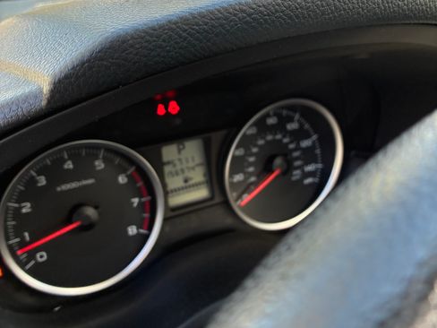 Used 2015 Subaru Forester 2.5i Premium w/ All-Weather Package image 11