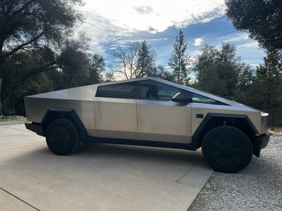 Used 2024 Tesla Cybertruck AWD Crew Cab