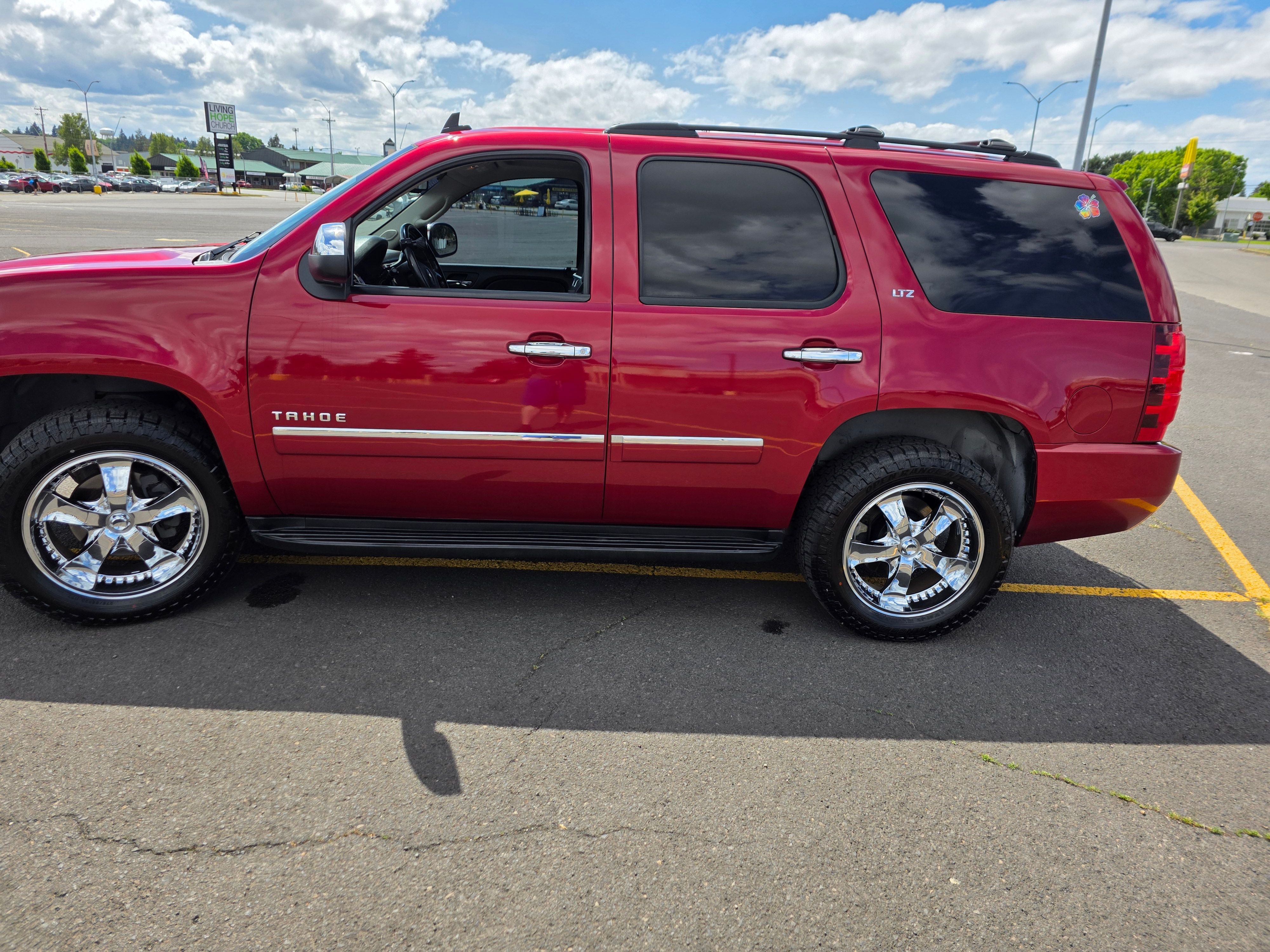 Used 2014 Chevrolet Tahoe LTZ AWD/4WD image 1