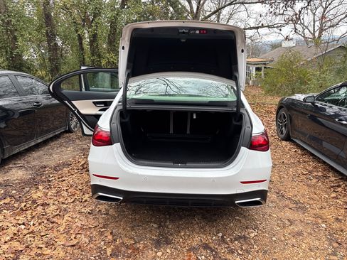 Used 2024 Mercedes-Benz E 350 E 350 4MATIC Sedan 4D image 11