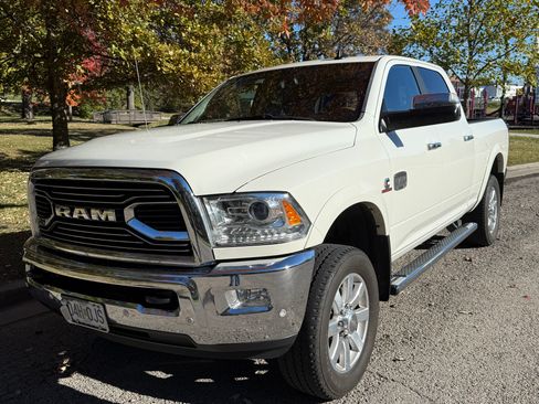 Used 2017 RAM 2500 Longhorn w/ Convenience Group image 11
