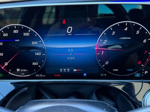 Used 2025 Mercedes-Benz E 350 Sedan image 6