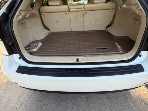 Used 2010 Lexus RX 350 2WD w/ Premium Pkg image 2