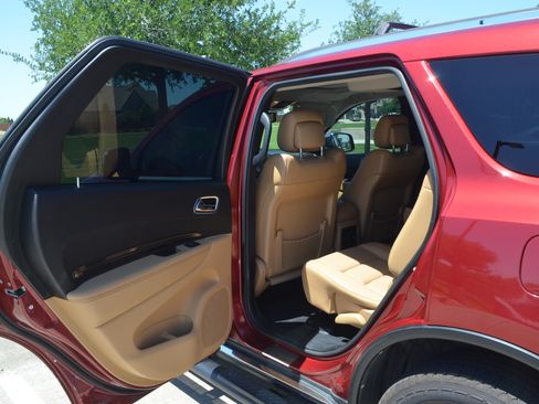 Used 2013 Dodge Durango Citadel w/ Technology Group RWD image 22