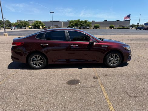 Used 2019 Kia Optima LX FWD image 4