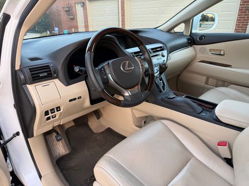Used 2013 Lexus RX 350 FWD w/ Navigation Pkg image 16