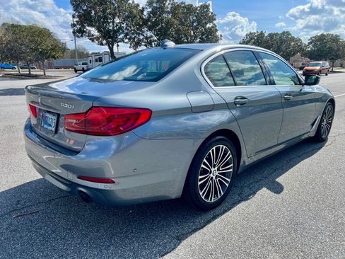 Used 2020 BMW 530i image 9