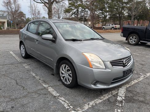 Used 2012 Nissan Sentra 2.0 S image 1