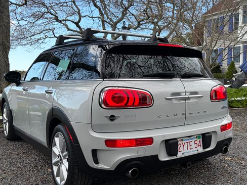 Used 2019 MINI Cooper Clubman S FWD image 2