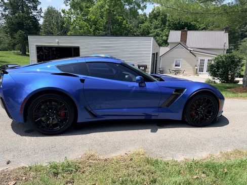 Used 2016 Chevrolet Corvette Z06 w/ 2LZ Preferred Equipment Group RWD image 4