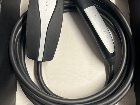 Used 2023 Tesla Model 3 Performance image 13