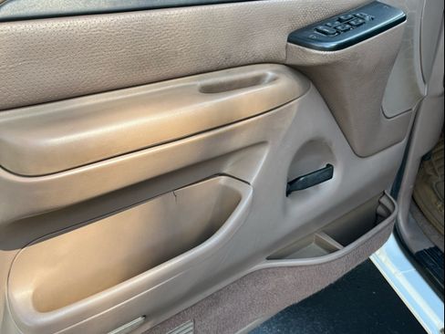 Used 1997 Ford F250 4x4 Crew Cab Heavy Duty image 22