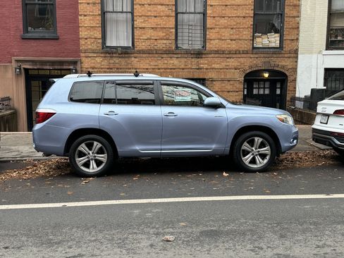 Used 2009 Toyota Highlander Sport image 6