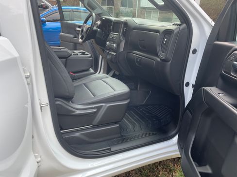 Used 2024 GMC Sierra 1500 Pro w/ Pro Value Package image 14