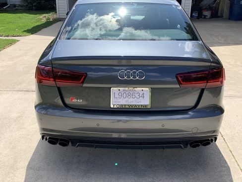 Used 2017 Audi S6 Prestige w/ S6 Sport Package image 2
