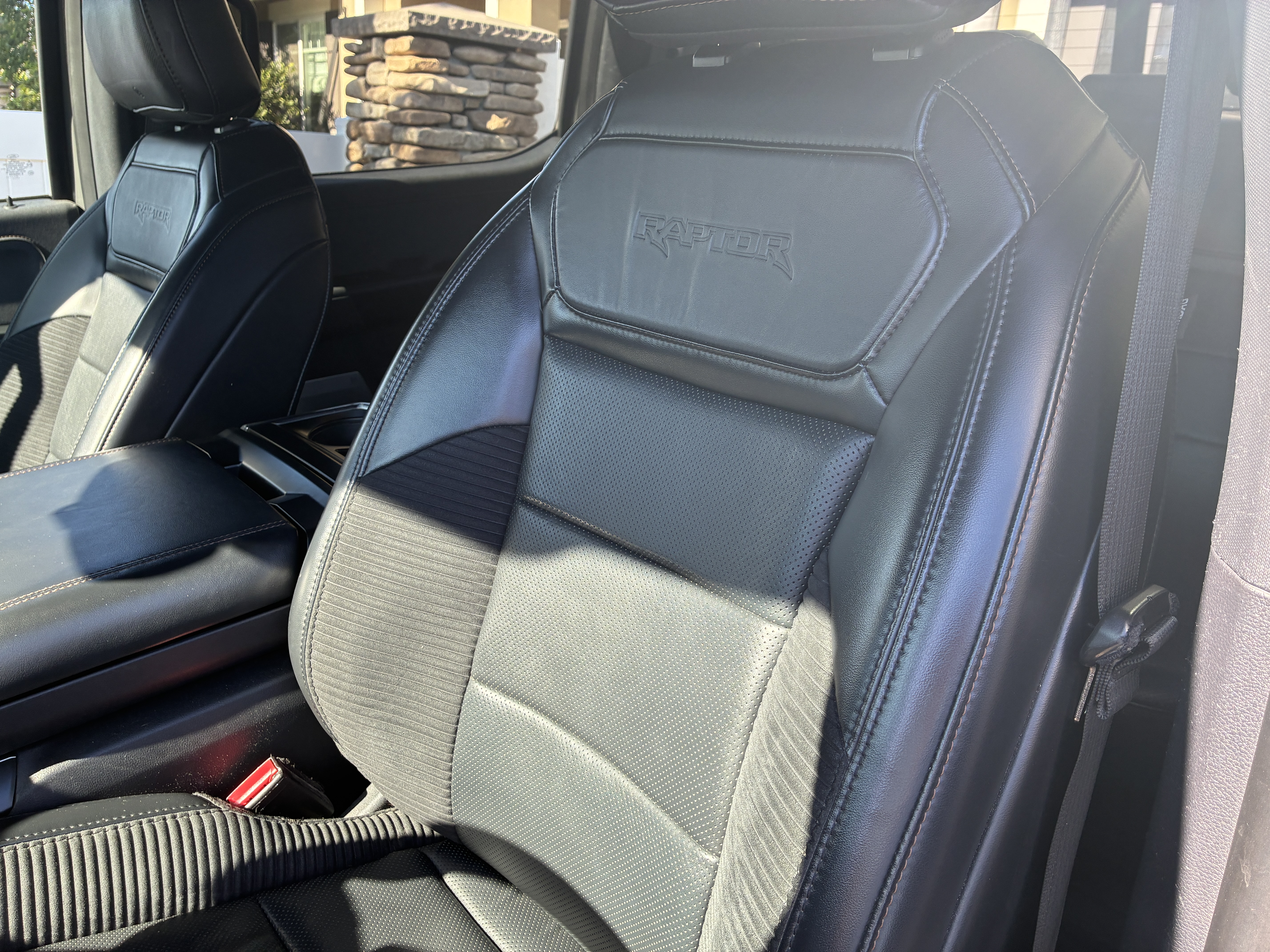 Used 2021 Ford F150 Raptor w/ Equipment Group 801A High AWD/4WD image 12