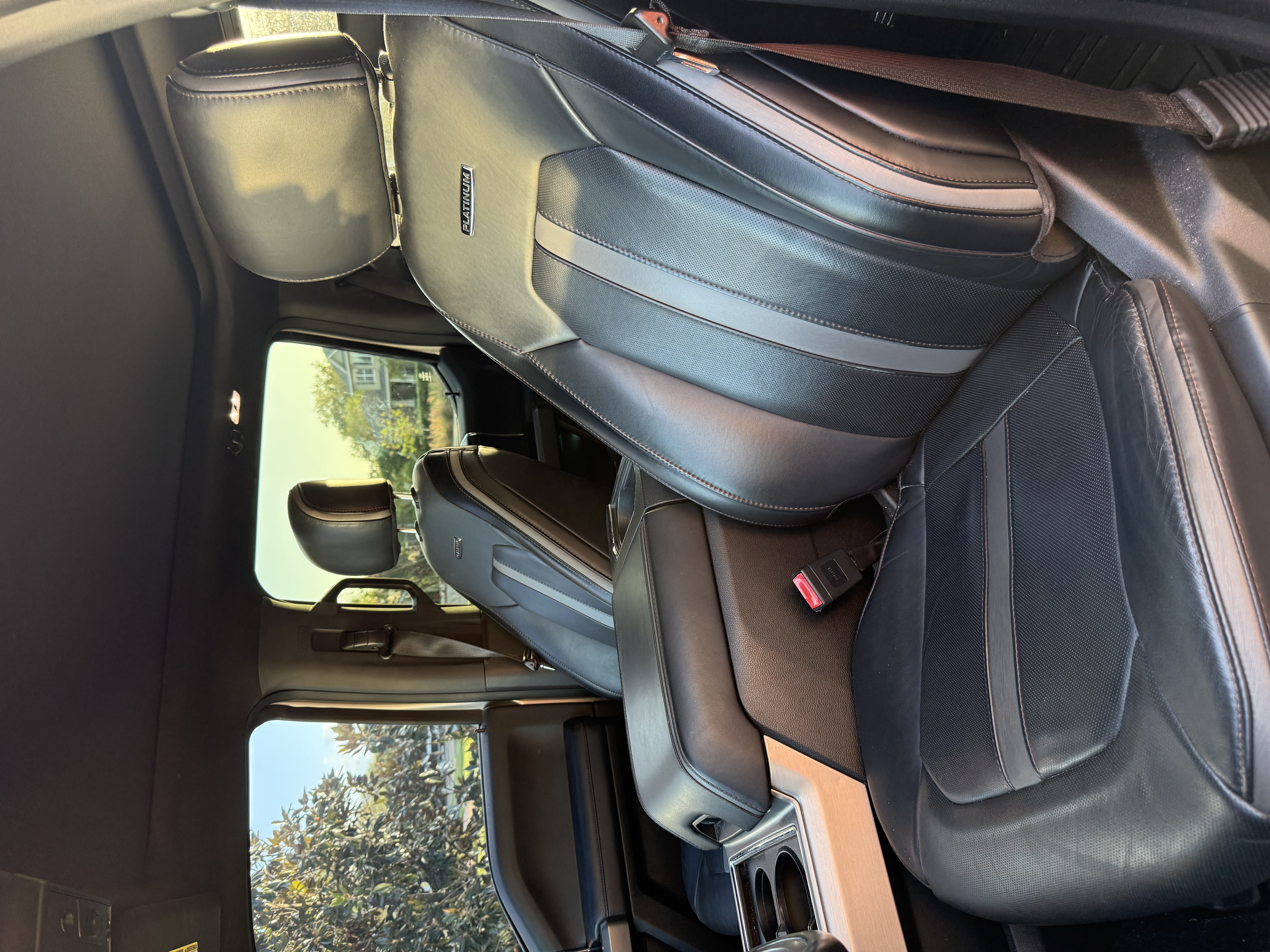 Used 2018 Ford F250 Platinum w/ Platinum Ultimate Package AWD/4WD image 16