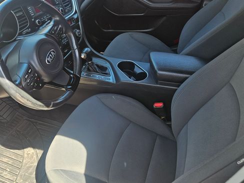 Used 2016 Kia Optima Sedan 4D image 10