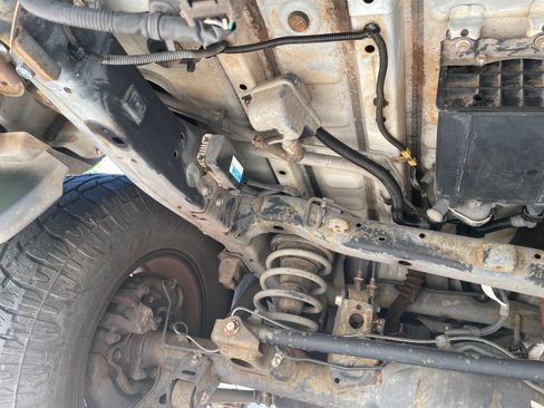 Used 2011 Toyota FJ Cruiser 4WD w/ Upgrade Pkg image 32