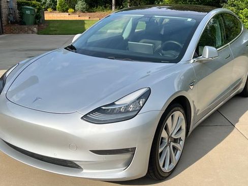 Used 2018 Tesla Model 3 Long Range image 5