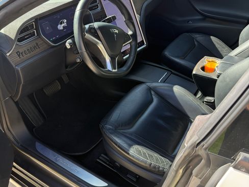 Used 2017 Tesla Model S 75 image 9