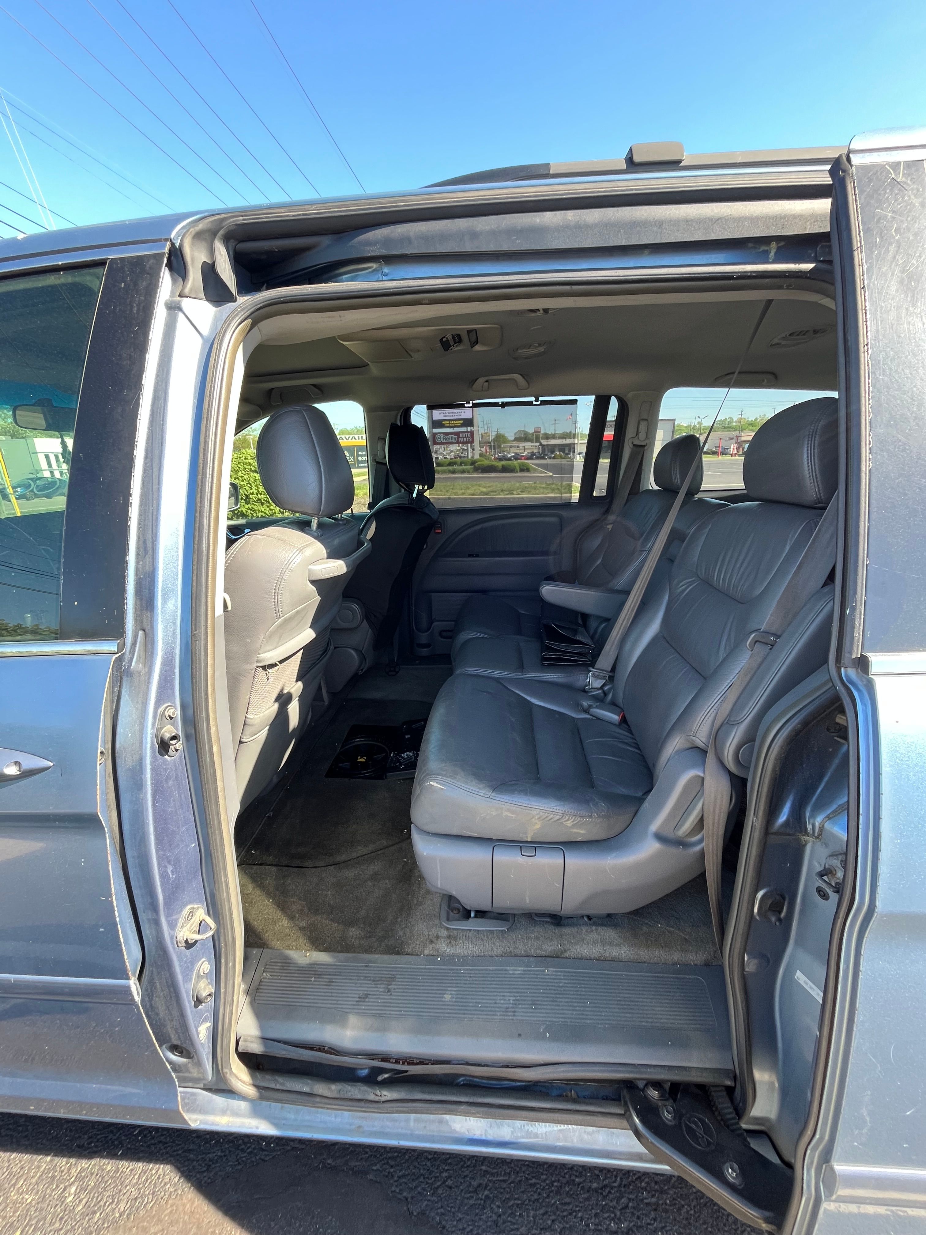 Used 2005 Honda Odyssey EX-L image 9