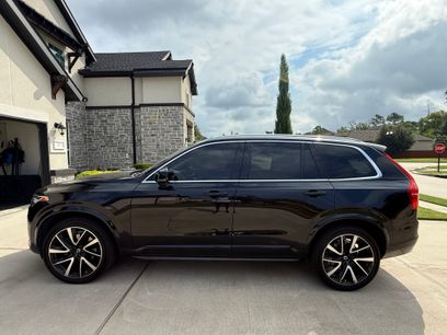 Used 2020 Volvo XC90 T6 Momentum w/ Protection Package