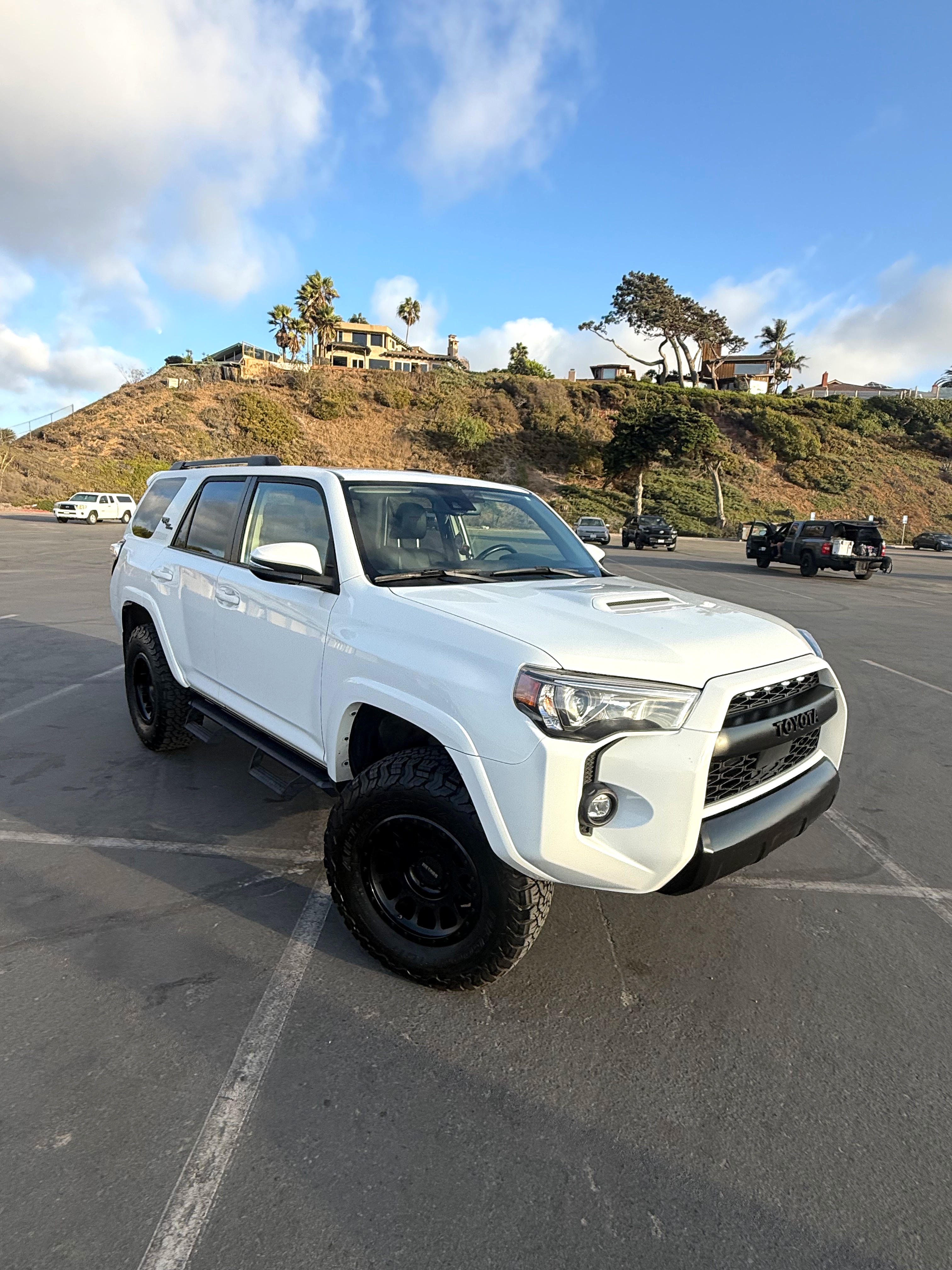 Used 2021 Toyota 4Runner TRD Off-Road Premium AWD/4WD image 1