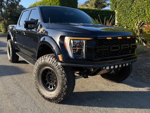 Used 2022 Ford F150 Raptor w/ Raptor 37 Performance Package AWD/4WD image 4