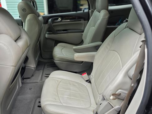 Used 2014 Buick Enclave Leather AWD/4WD image 17