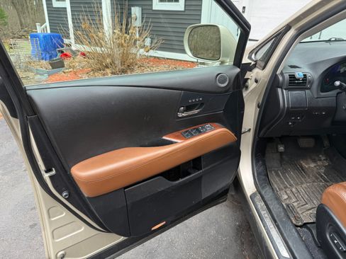 Used 2015 Lexus RX 450h 450h Sport Utility 4D image 9