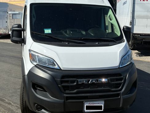 Used 2023 RAM ProMaster 2500 image 1
