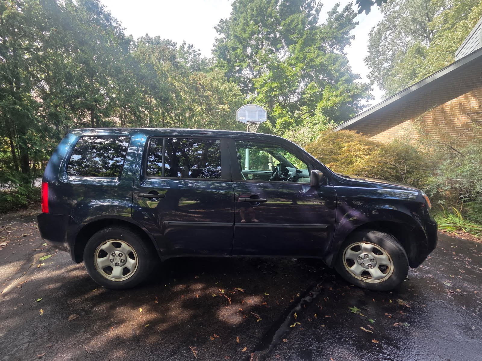 Used 2012 Honda Pilot LX image 1
