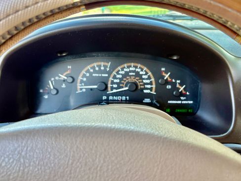 Used 2003 Ford Expedition Eddie Bauer image 16