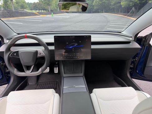 Used 2025 Tesla Model 3 Performance AWD/4WD image 12