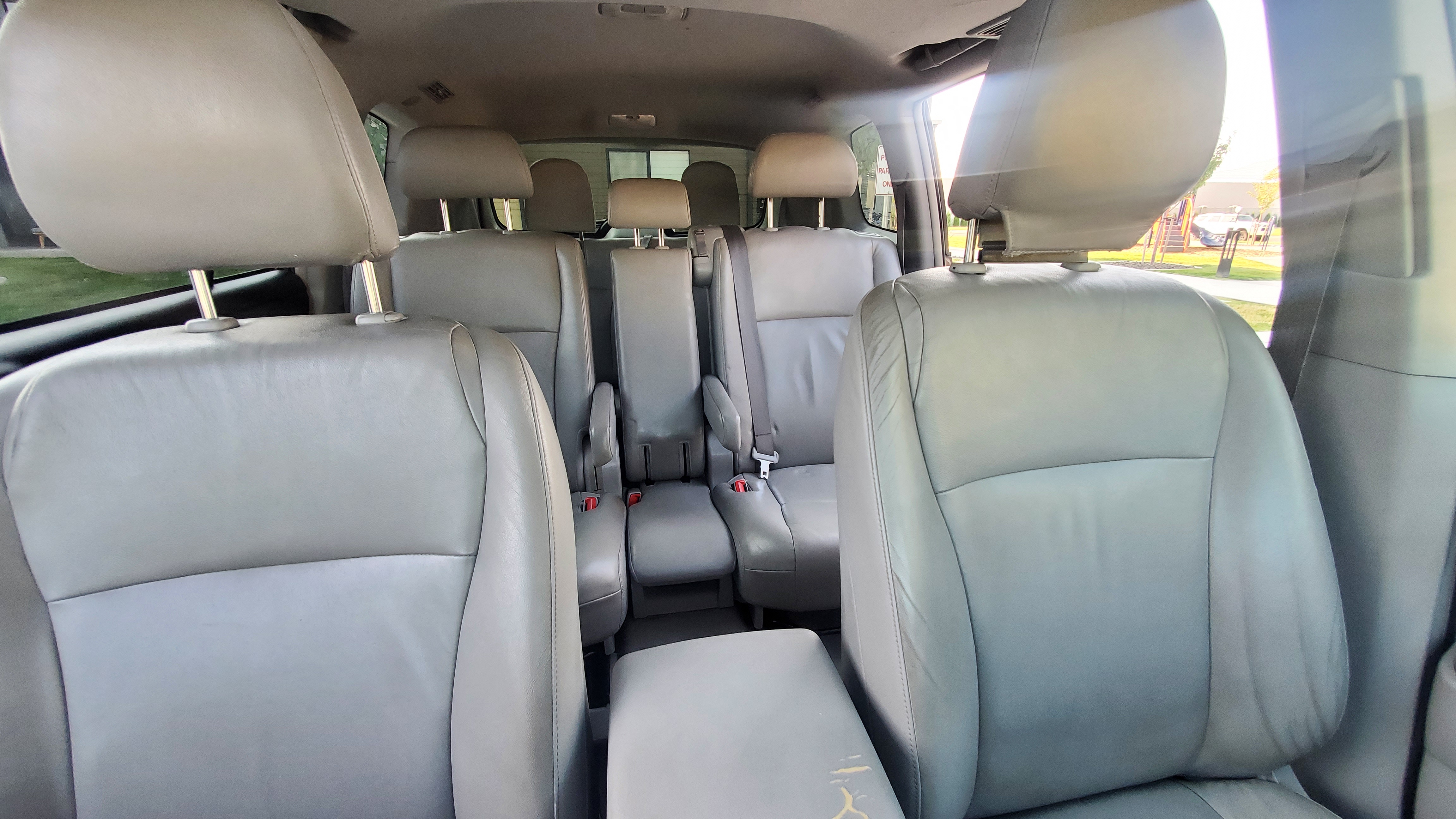 Used 2008 Toyota Highlander Limited w/ Tow Pkg AWD/4WD image 32