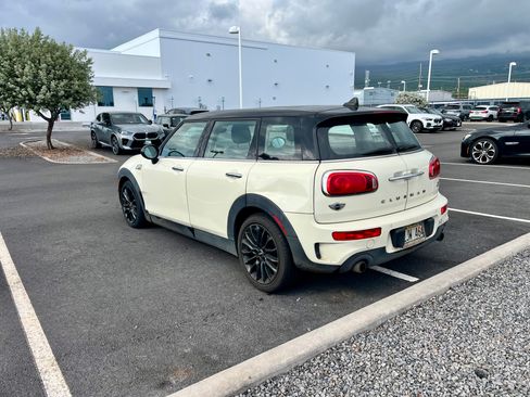 Used 2017 MINI Cooper Clubman S FWD image 6