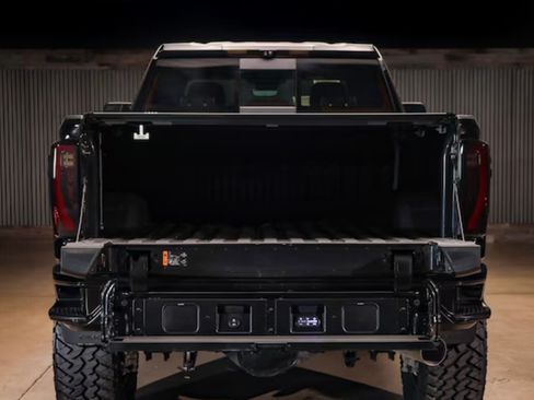 Used 2024 GMC Sierra 2500 Denali Ultimate image 10