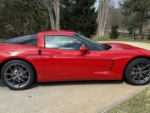 Used 2006 Chevrolet Corvette Coupe w/ Preferred Equipment Group image 5