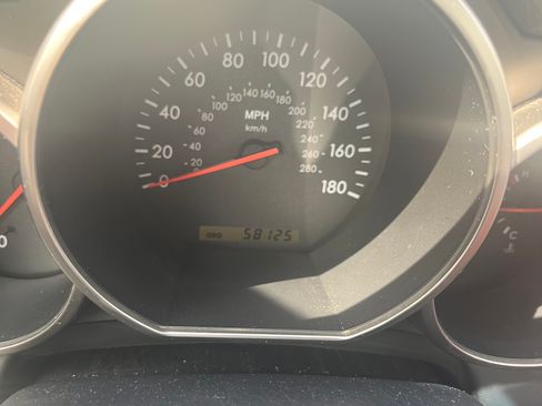 Used 2002 Lexus SC 430 Convertible image 9