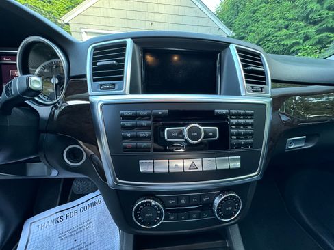 Used 2014 Mercedes-Benz ML 350 4MATIC image 27