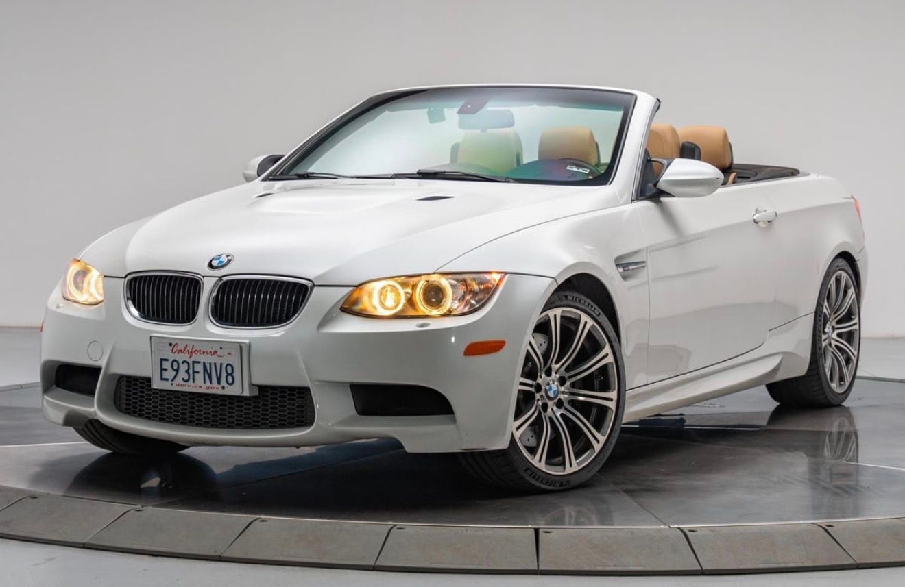 Used 2011 BMW M3 Convertible RWD image 1