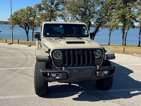 Used 2022 Jeep Wrangler Unlimited Rubicon w/ Trailer Tow Package image 2