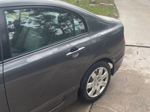 Used 2010 Honda Civic LX image 4