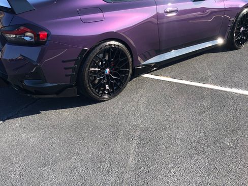 Used 2024 BMW 230i Coupe w/ Premium Package image 2