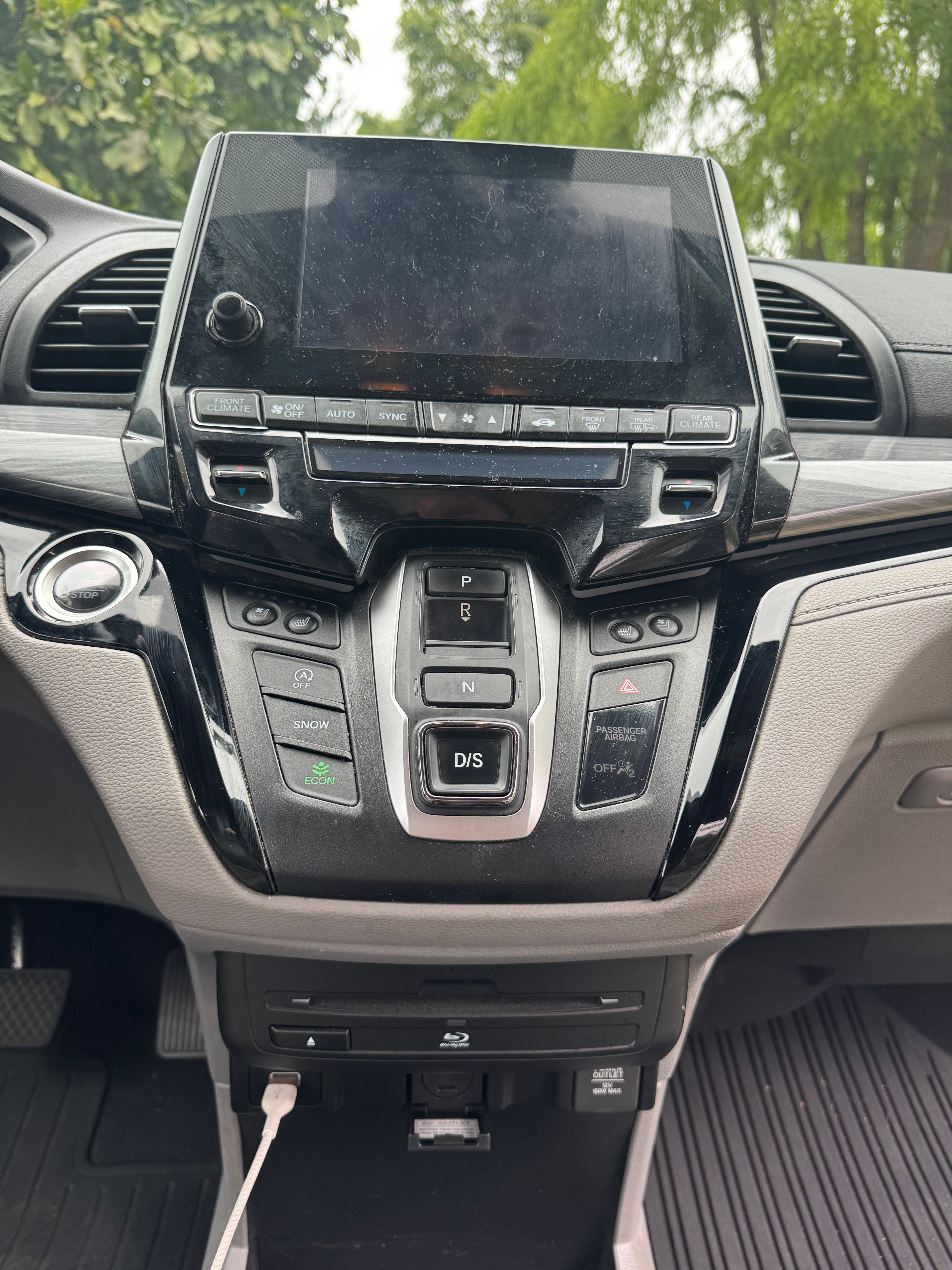 Used 2022 Honda Odyssey Elite image 12