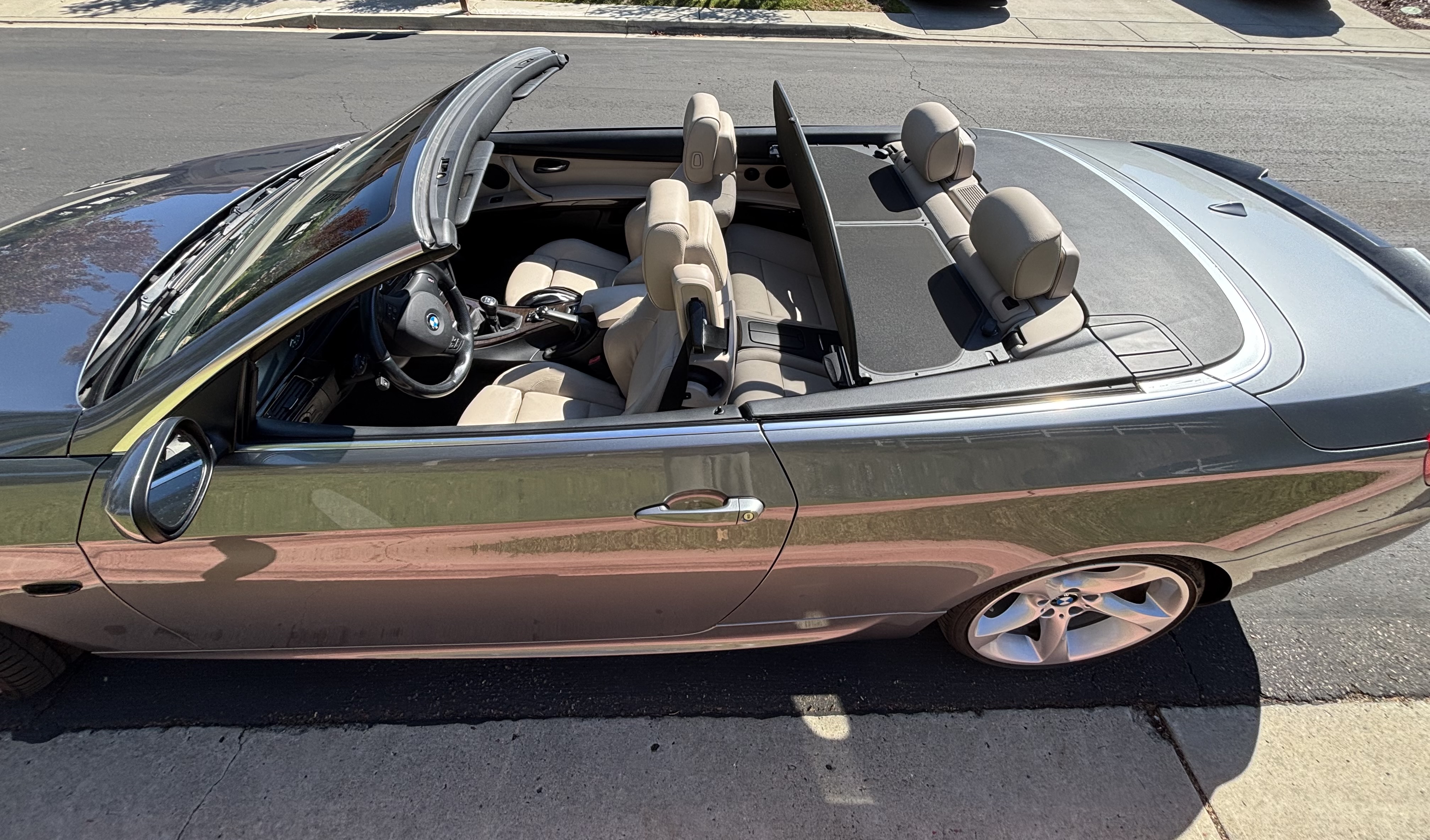 Used 2013 BMW 335i Convertible RWD image 13